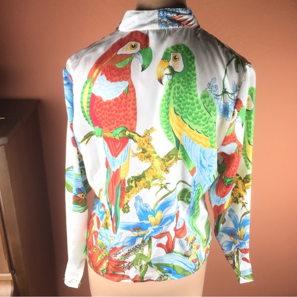 Miss Meng Parrot Print Silk Blouse - Picture 12 of 14
